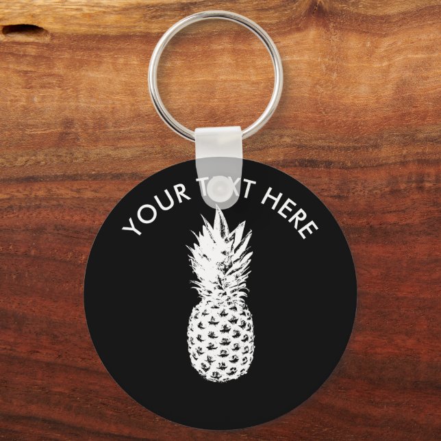 Custom pineapple fruit round button keychain (Front)