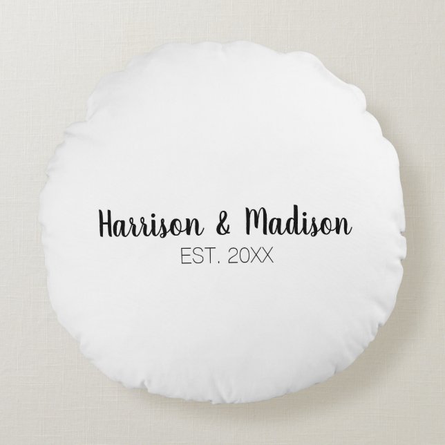 Custom script couples names wedding round pillow (Front)
