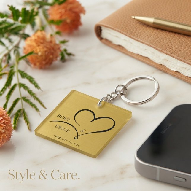 Custom Wedding Keychain Personalized with Your Tex (Custom Wedding Keychain Personalized with Your Text)