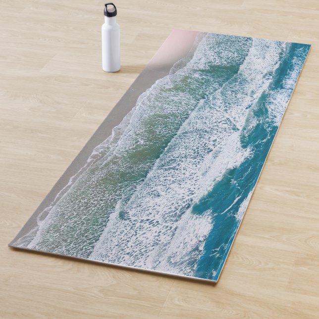 Custom yoga mat ocean waves shore (In Situ)