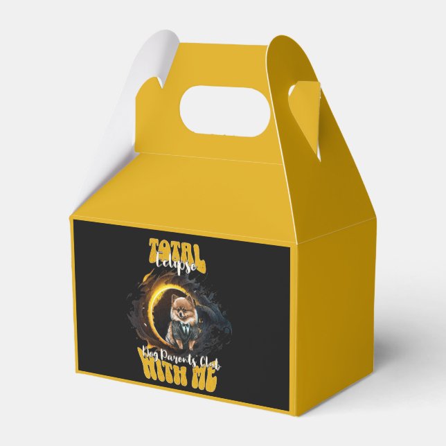 Customizable Date Total Eclipse Dog Parents' club Favor Box (Front Side)
