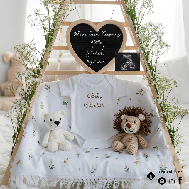 Customizable Minimal white pregnancy announcement  (Creator Uploaded)