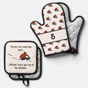 Customizable Monogrammed Ladybug Oven Mitt & Pot Holder Set