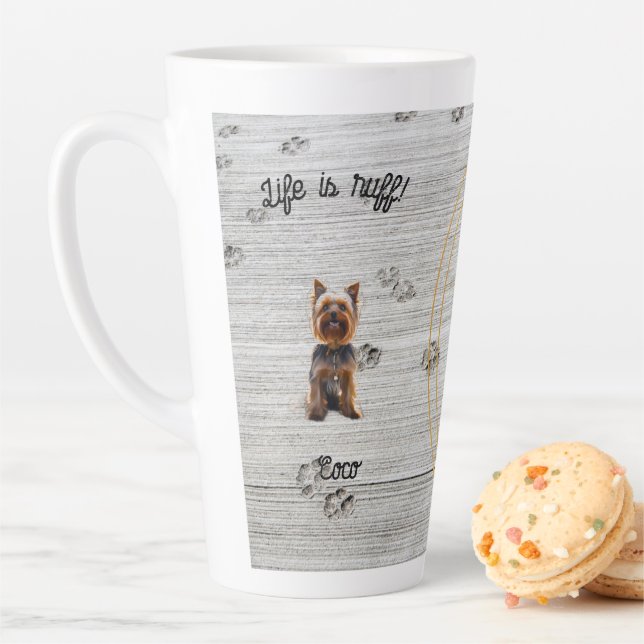 Customizable mug for dog lovers, gift for dog moms (En situation)