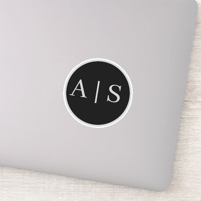 Customizable personal name (Detail)