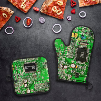 Customizable Printed Circuit Board - Green Geeky Oven Mitt & Pot Holder Set