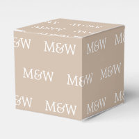 Customize w/Initial White monogram beige gift