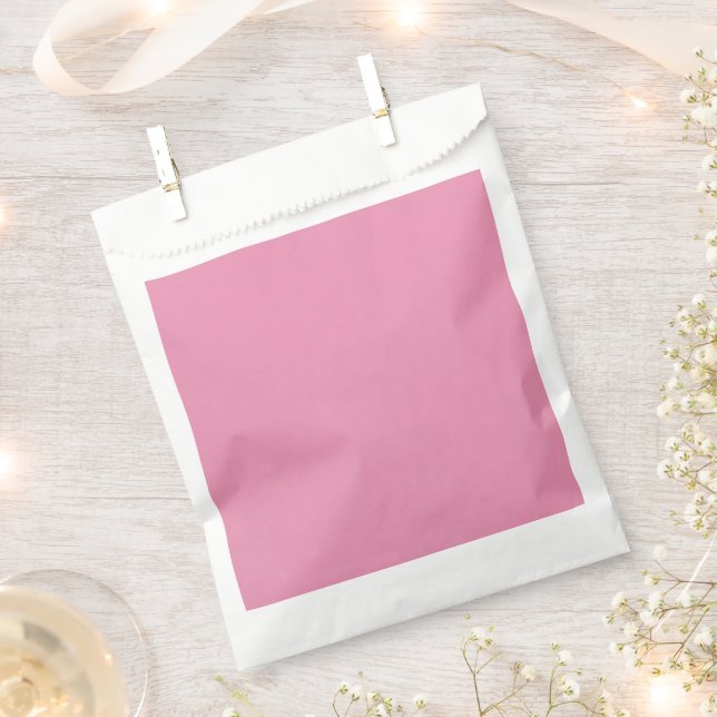 Customize Your Digital Creations with Drag & Drop Favour Bag (Clipped)