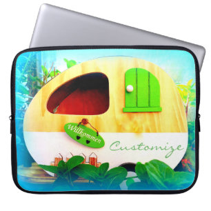 Customized retro camper casa laptop sleeve