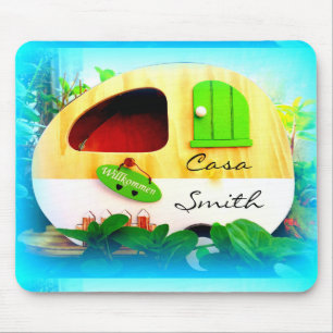 Customized retro camper casa mouse pad