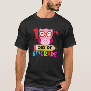 Cute 100th Day Of 6th Grade Owl Gift Teachers Stud T-Shirt