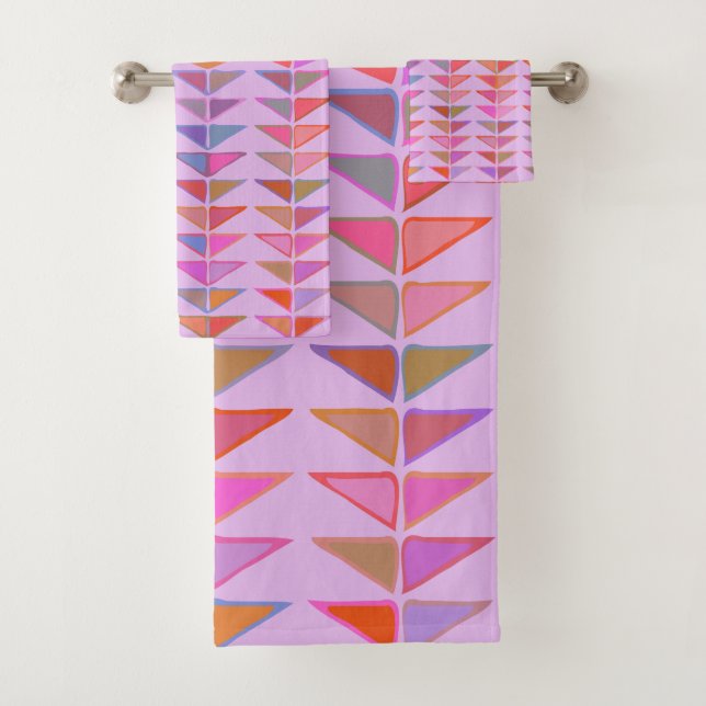 Cute Abstract Geometric Shapes in Lavender Purple Bath Towel Set (Insitu)