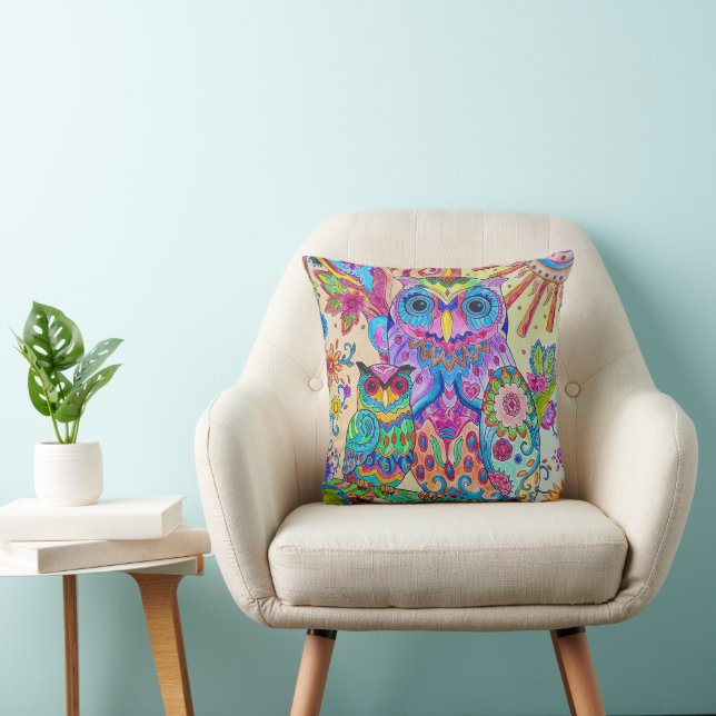 Cute Animal Doodle Owl Cartoon Bird Throw Pillow (Chair)
