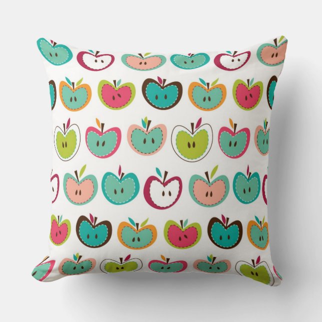 Cute apple pattern throw pillow (Front)