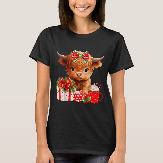 Cute Baby Highland Cow Merry Christmas Farmer Cow  T-Shirt (Front)