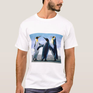 Cute Baby Penguin Winter Art T-Shirt