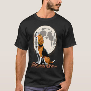 Cute Beagle Howling at the Moon  Beagle Mom T-Shirt