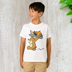 Cute Bear Carrying a Festive Harvest Platter  T-Shirt