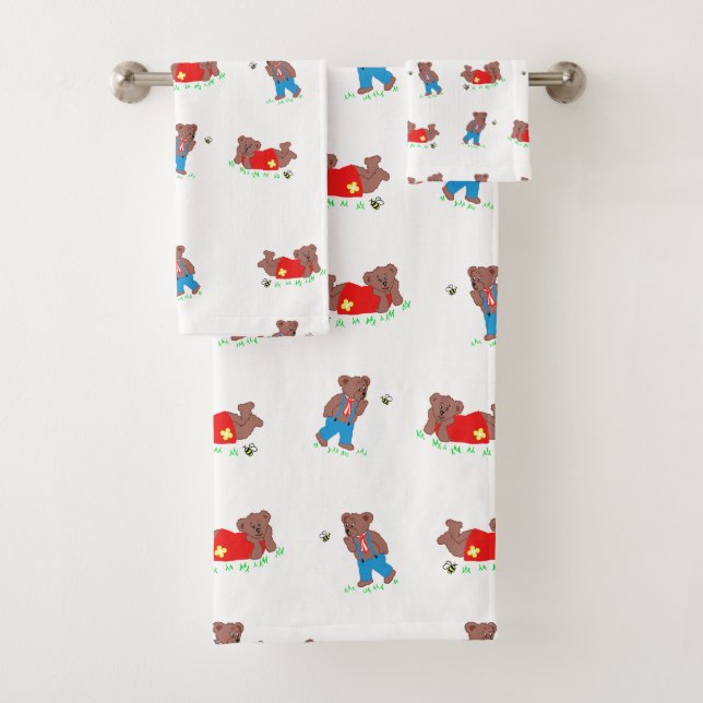 Cute Bear with Bee Pattern Bath Towel Set (Insitu)