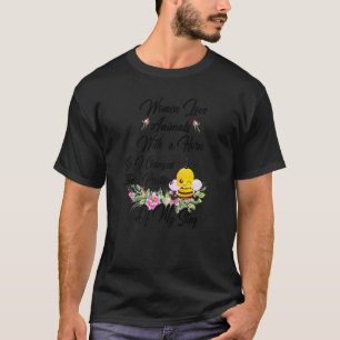Cute Bee Idea for Beekeeper Women Beekeeping Gag B T-Shirt