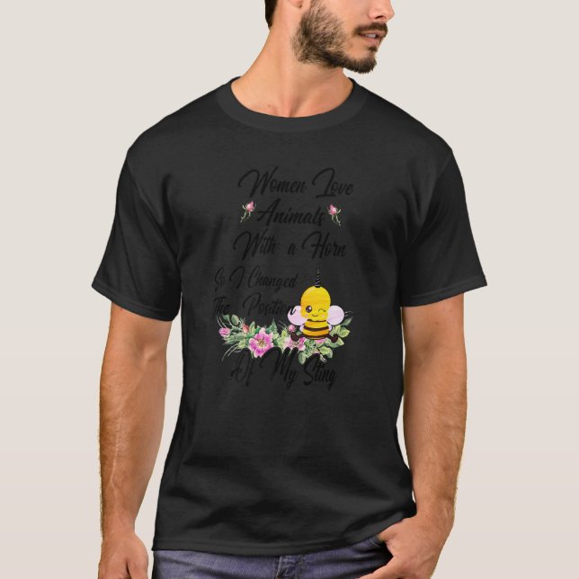 Cute Bee Idea for Beekeeper Women Beekeeping Gag B T-Shirt (Front)