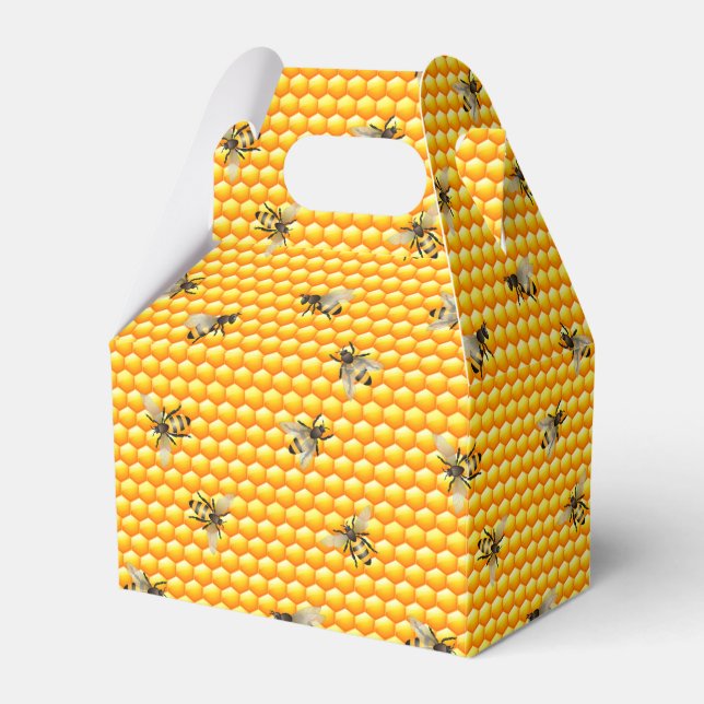 cute bee lovers tiled party  favor box (Front Side)