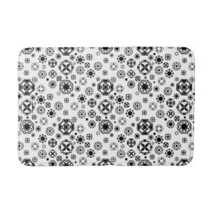 Cute black white arabesque decorative pattern bath mat