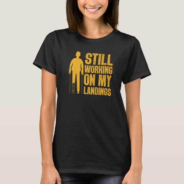Cute Broken Leg For Men Women Knee Foot Surgery Re T-Shirt (Front)