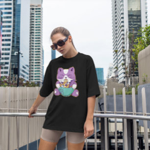 Cute Cat Eating Halloween Ramen   T-Shirt