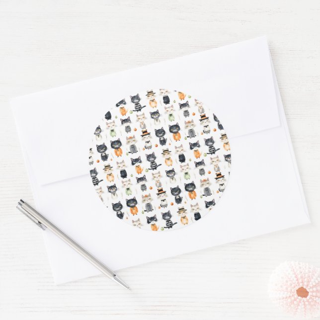 Cute Cat Halloween  Classic Round Sticker (Envelope)