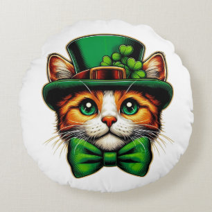 Cute cat/kitten Saint Patrick's Day  Round Pillow