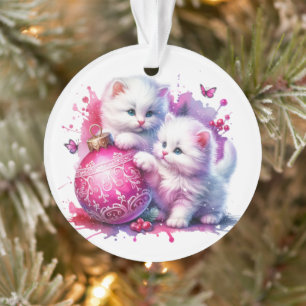 Cute chatons blancs Jouer avec Noël rose