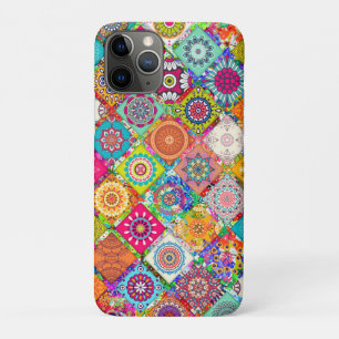 Cute colourful seamless decorative pattern iPhone 11 pro case