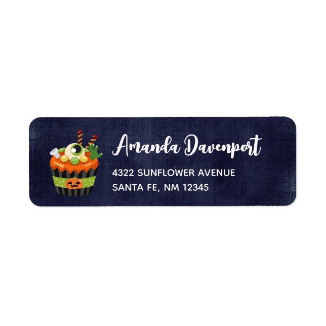 Cute & Creepy Halloween Cupcake with a Big Eyeball (Front)