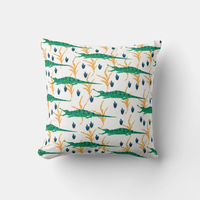Cute crocodiles seamless pattern. Cartoon animals. Throw Pillow (Front)