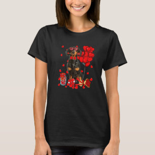 Cute Dachshund Dog Funny Heart Valentine's Day Dog T-Shirt