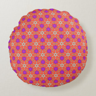 Cute Daffodils and Diamonds on Peach Round Pillow