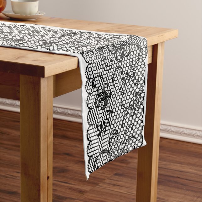 Cute Daisy floral Short Table Runner (In Situ)