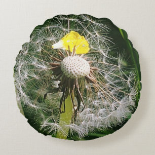 Cute dandelion round pillow