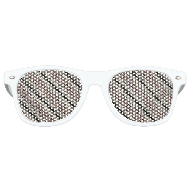 Cute decorative ukrainian patterns design retro sunglasses (Front)