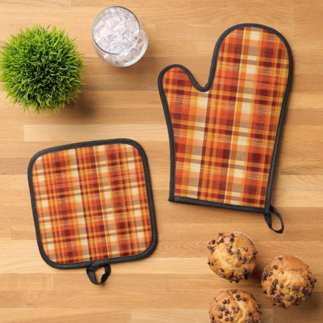 Cute Fall Seasonal plaid kitchen  Oven Mitt & Pot Holder Set (Top Down)
