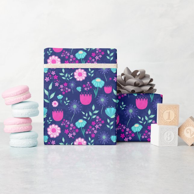 Cute floral pattern background wrapping paper (Baby Shower)