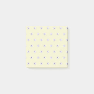 Cute floral Pattern light yellow Post-it Notes