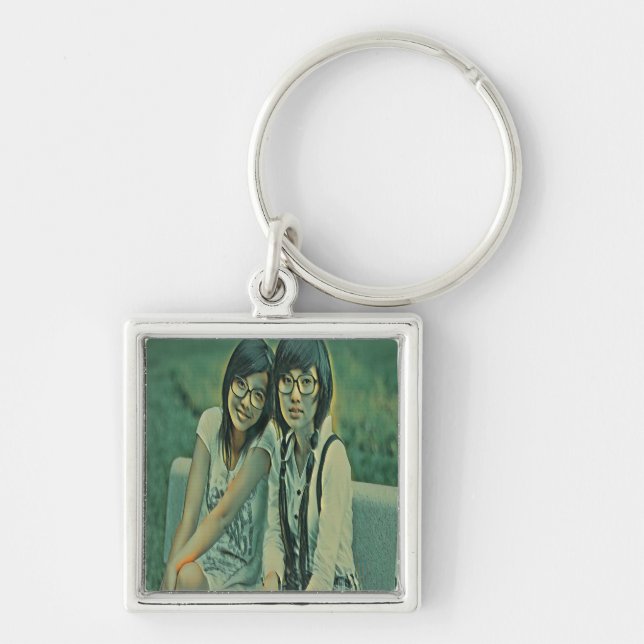Cute friends sitting next to each other keychain (Front)