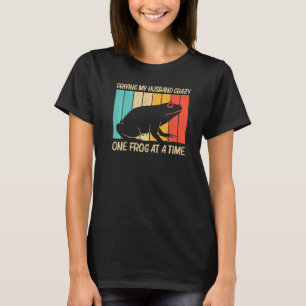 Cute Frog For Women Mom Frog  Toad Animal Tadpole  T-Shirt