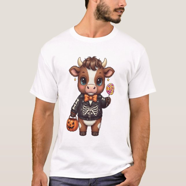Cute Funny Halloween Highland Cow T-Shirt (Front)