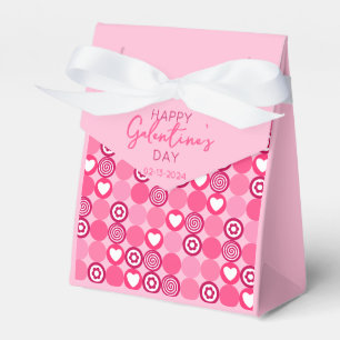 Cute Galentine’s Day Pink Heart and Flower Pattern Favor Box
