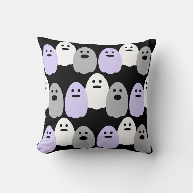 Cute Ghost Pattern Throw Pillow (Front)