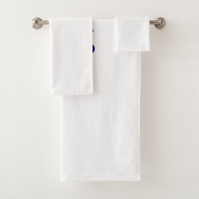 Cute giraffe bath towel set (Insitu)