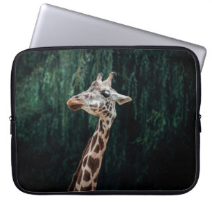 CUTE GIRAFFE PORTRAIT LAPTOP SLEEVE